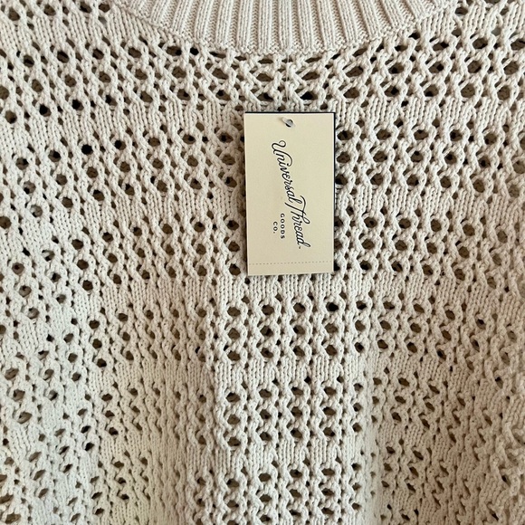 NWT Universal Thread Cream Knit Sweater, Size XL - Picture 3 of 6